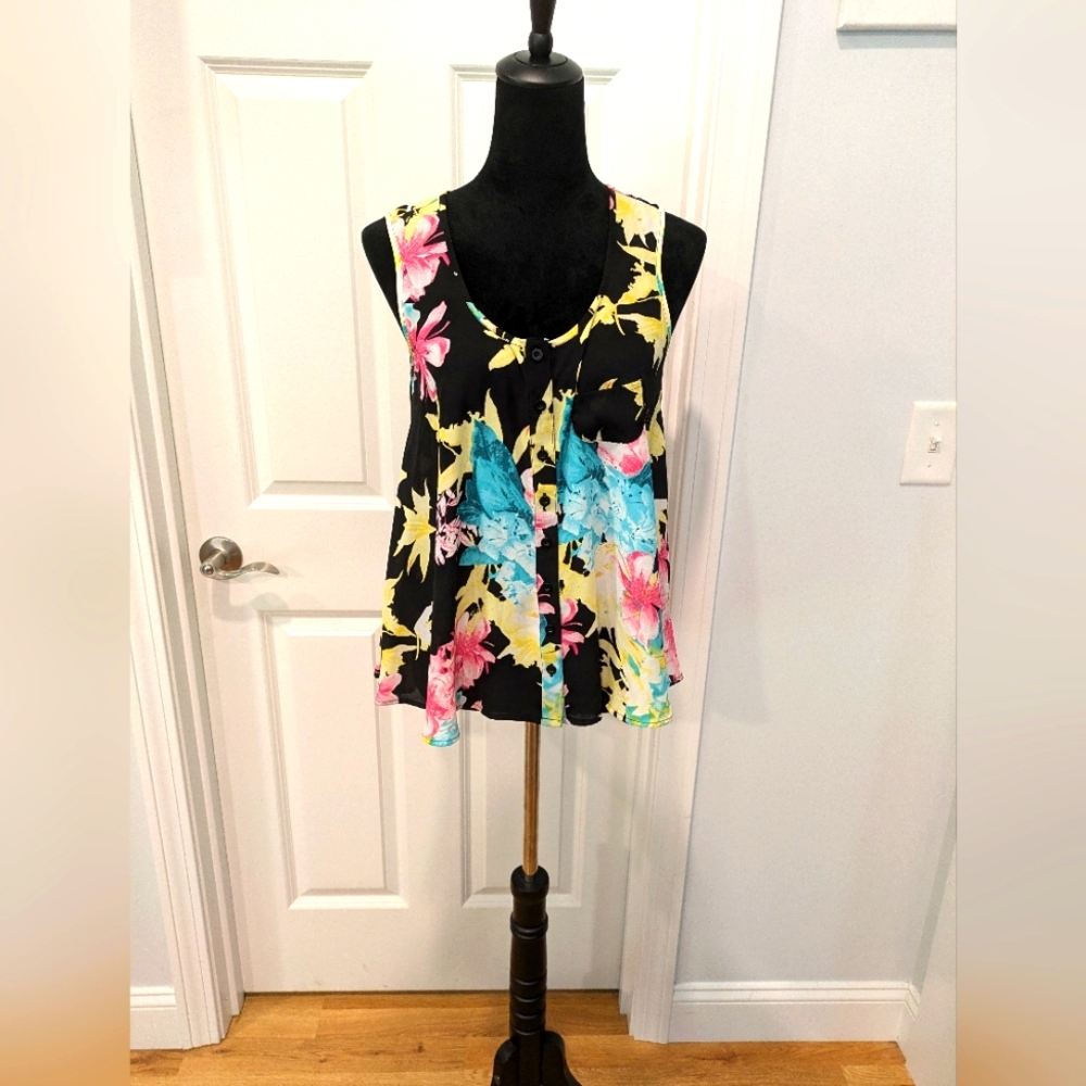 Women's Top/Blouse Size PM